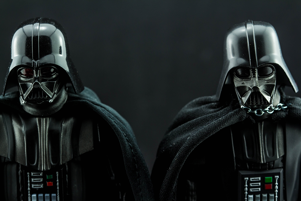Mafex Rogue One Darth Vader VS S.H.
